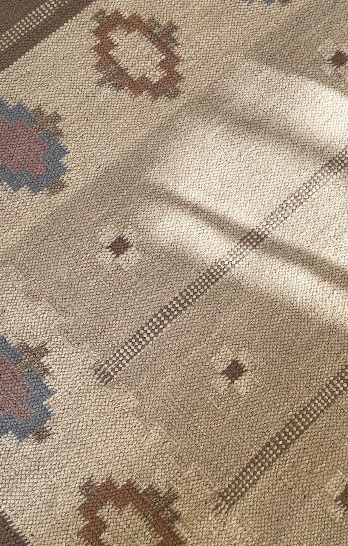 Vintage Swedish Medium Flatweave Röllakan Rug